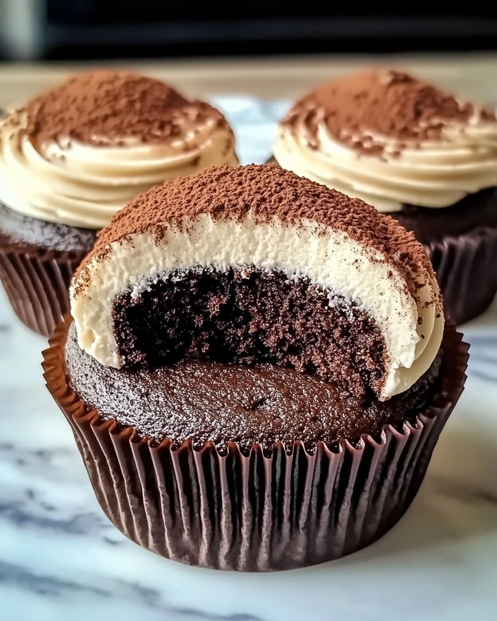 Schokoladen-Tiramisu-Cupcakes für jeden Anlass